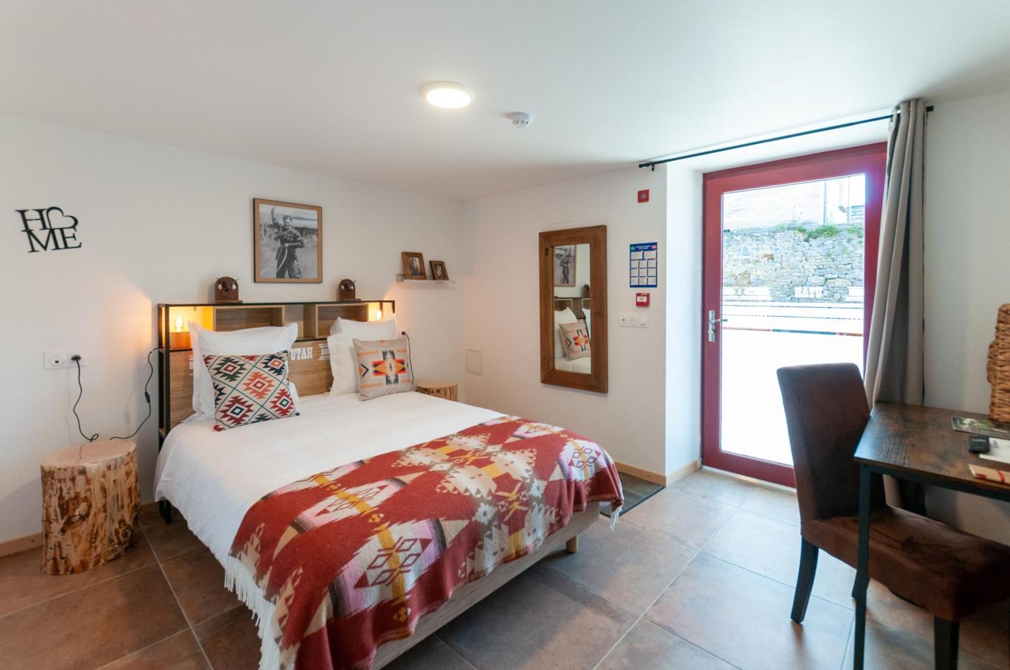 Hotel Le Ranch Brulon Ngoại thất bức ảnh