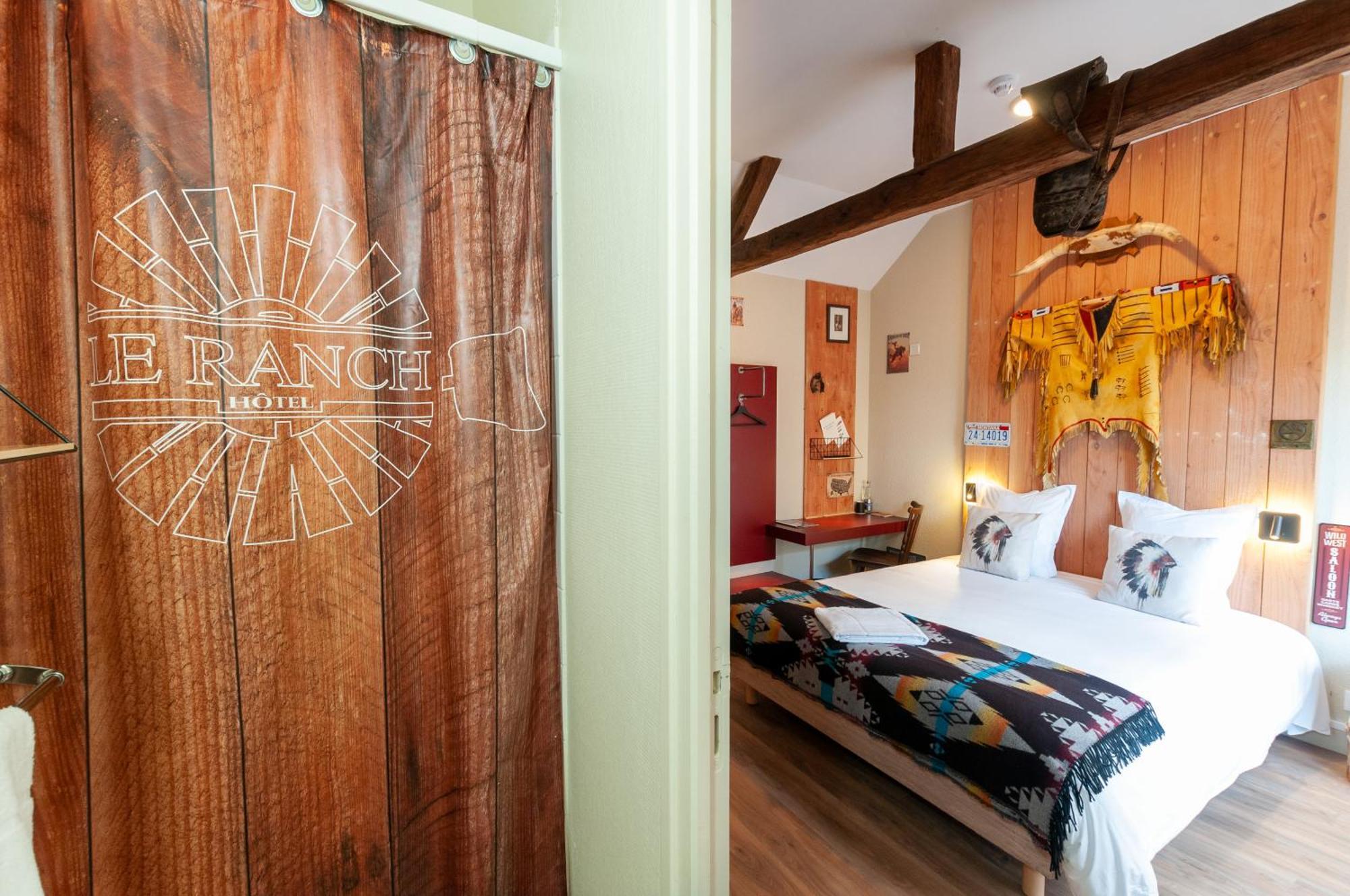Hotel Le Ranch Brulon Ngoại thất bức ảnh